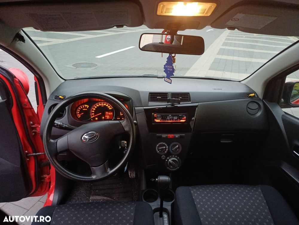 Toyota Yaris - 11