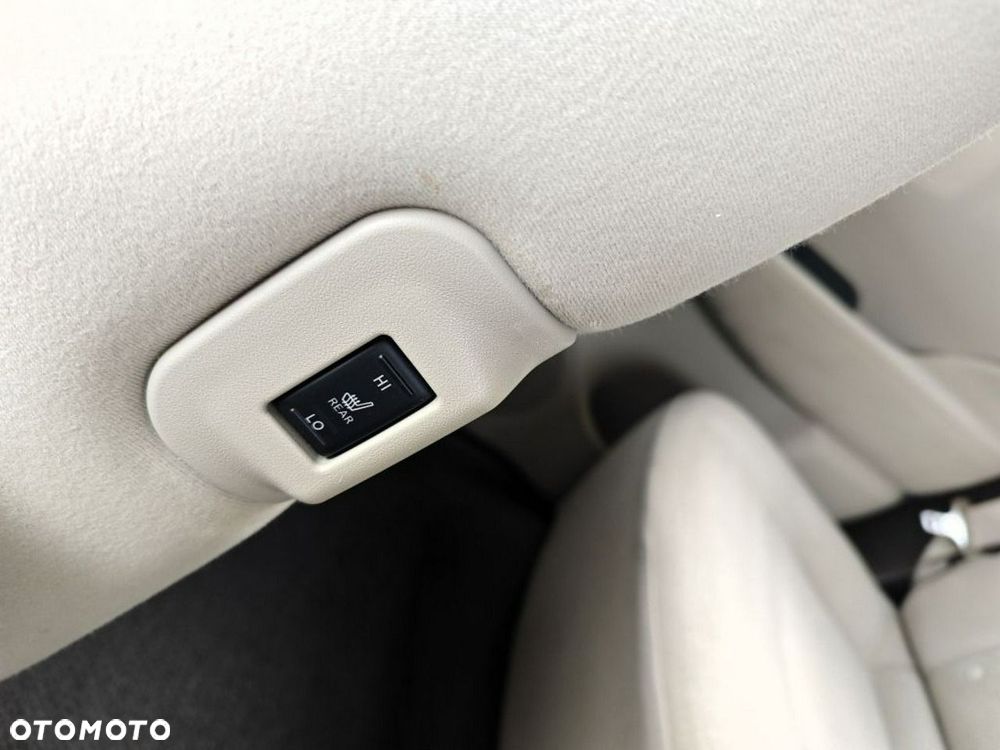 Nissan Leaf - 34