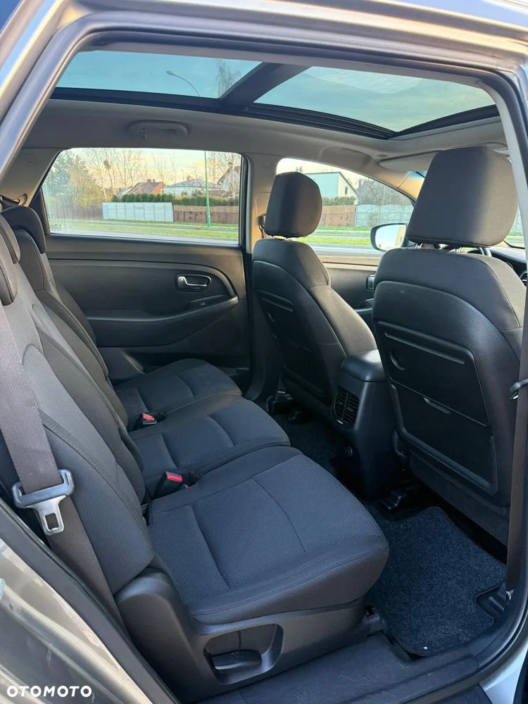 Kia Carens 1.7 CRDi 115 Dream-Team Edition - 12