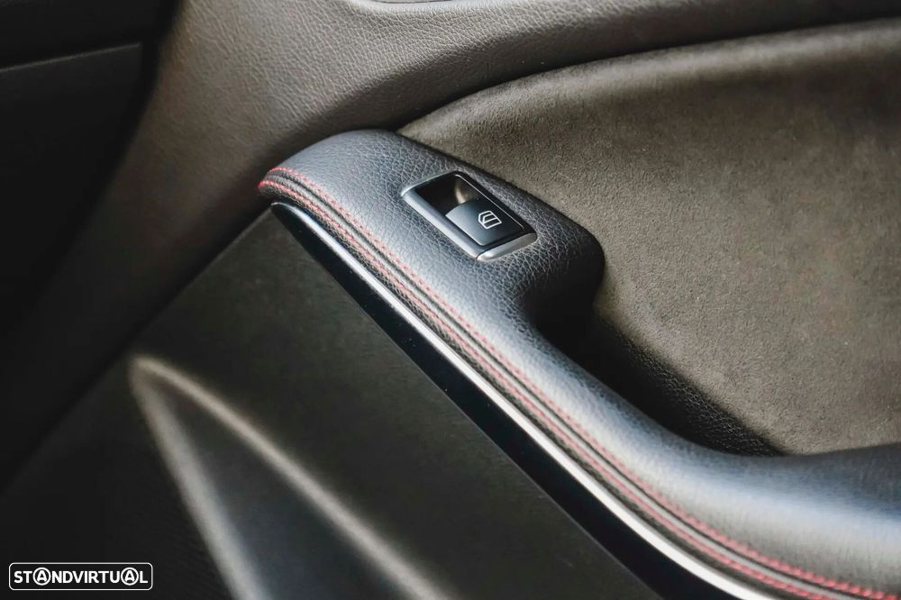 Mercedes-Benz CLA 200 - 29