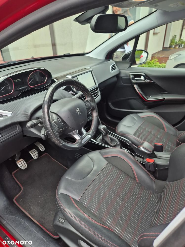 Peugeot 2008 1.2 Pure Tech GPF Allure S&S - 15