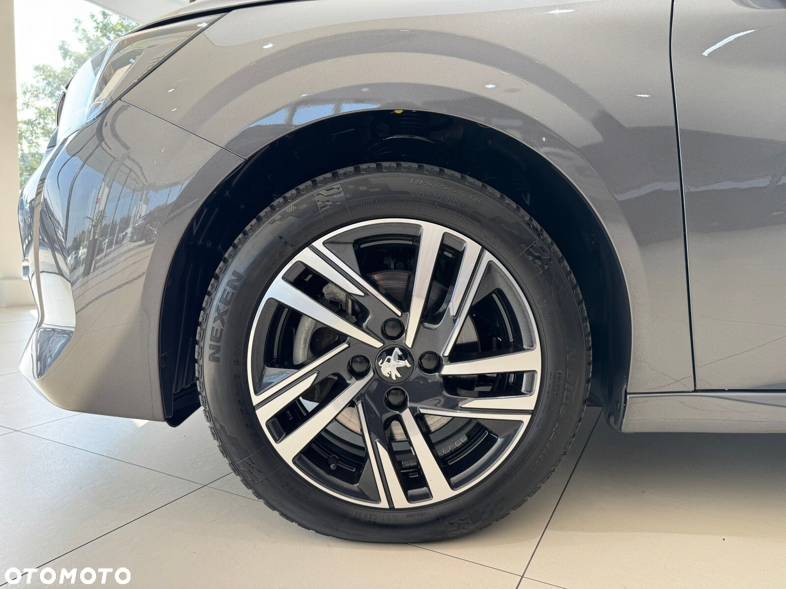 Peugeot 208 1.2 PureTech Allure S&S EAT8 - 18