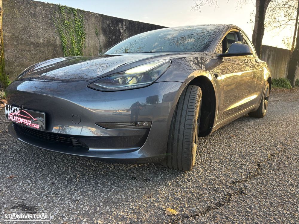 Tesla Model 3 Long Range Tração Traseira - 4