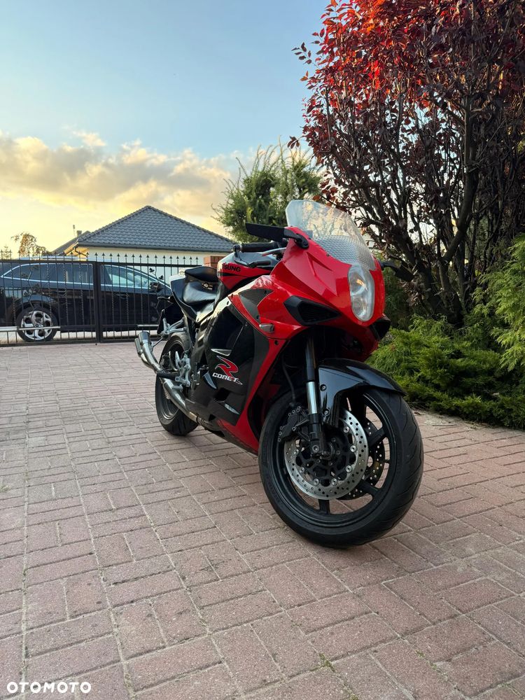 Hyosung GT Comet - 1