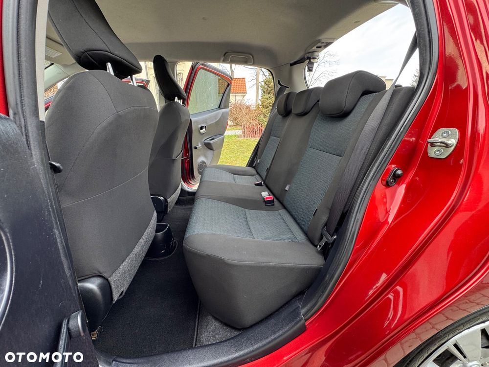 Toyota Yaris - 24