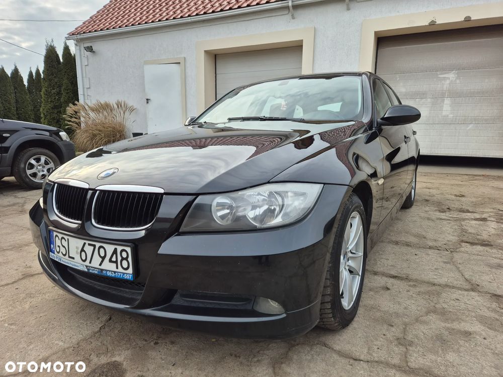 BMW Seria 3 318i - 2