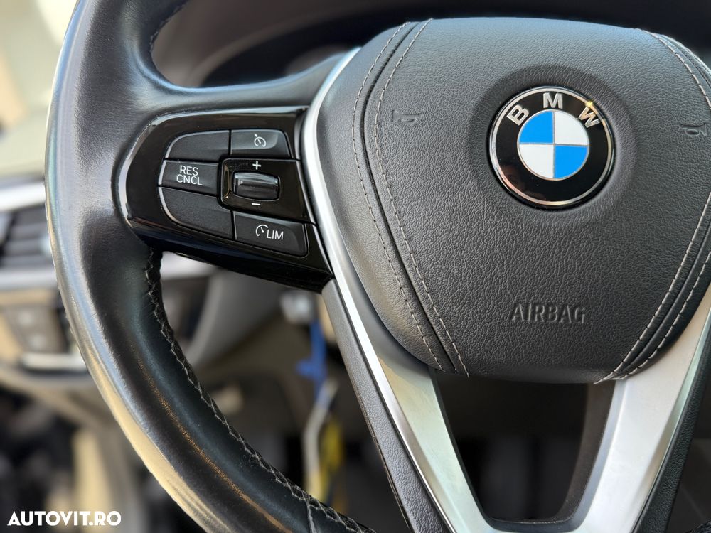 BMW Seria 5 520d Aut. Luxury Line - 5