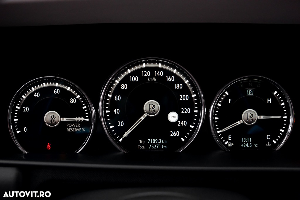 Rolls-Royce Cullinan Standard - 11