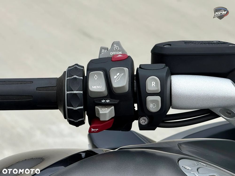 BMW K - 13