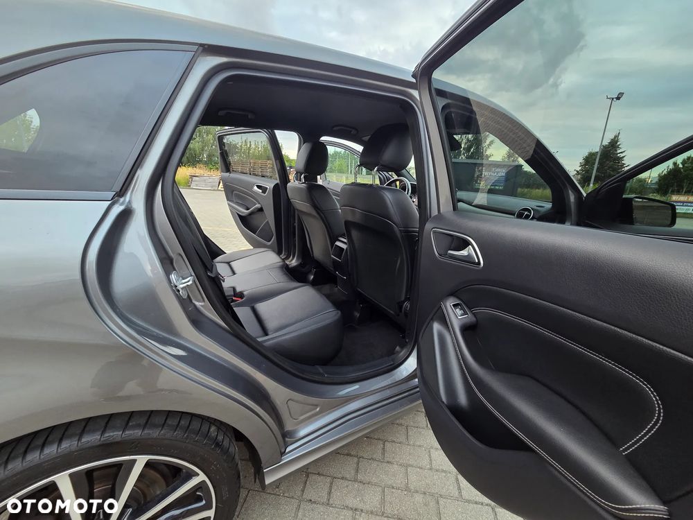 Mercedes-Benz Klasa B 180 7G-DCT UrbanStyle Edition - 18