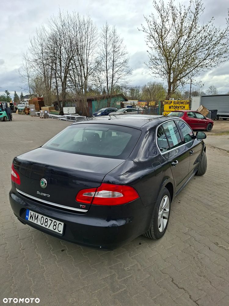 Skoda Superb 2.0 TDI Ambition - 5