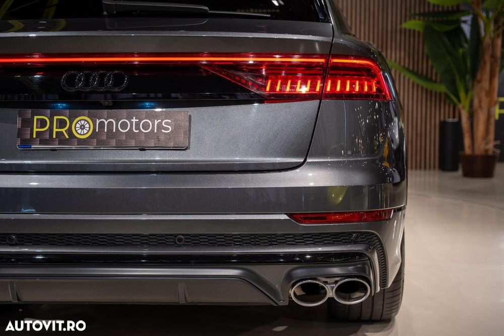 Audi SQ8 - 17