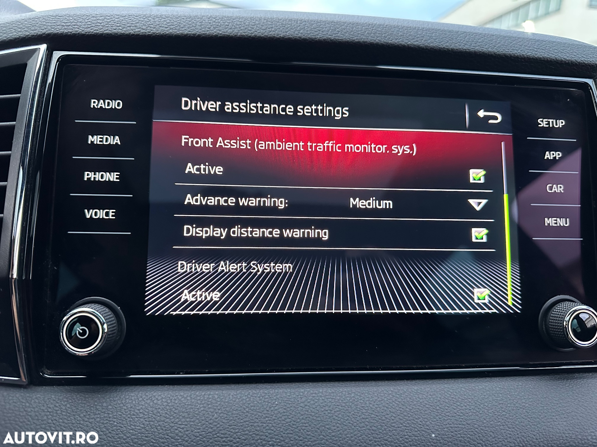 Skoda Karoq 2.0 TSI 4X4 DSG Sportline - 36