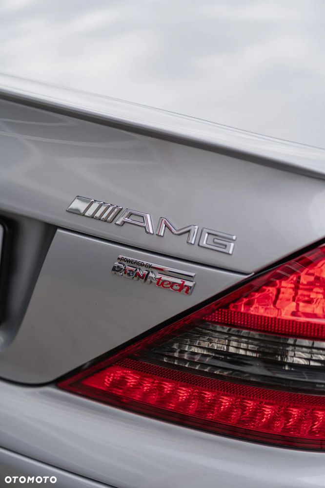 Mercedes-Benz SL 55 AMG - 11