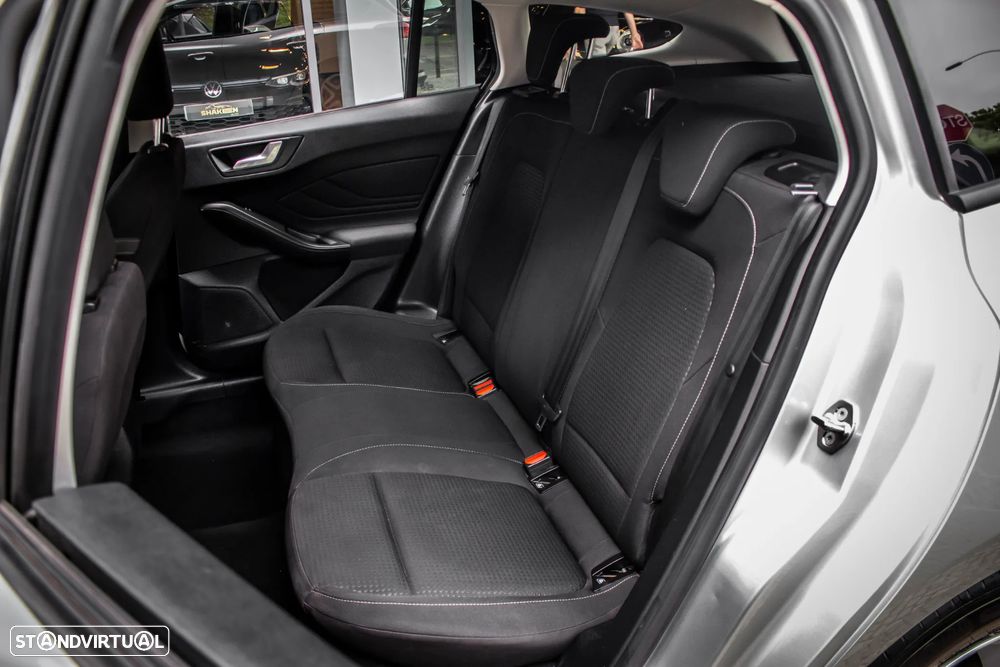 Ford Focus SW 1.0 EcoBoost Business - 31