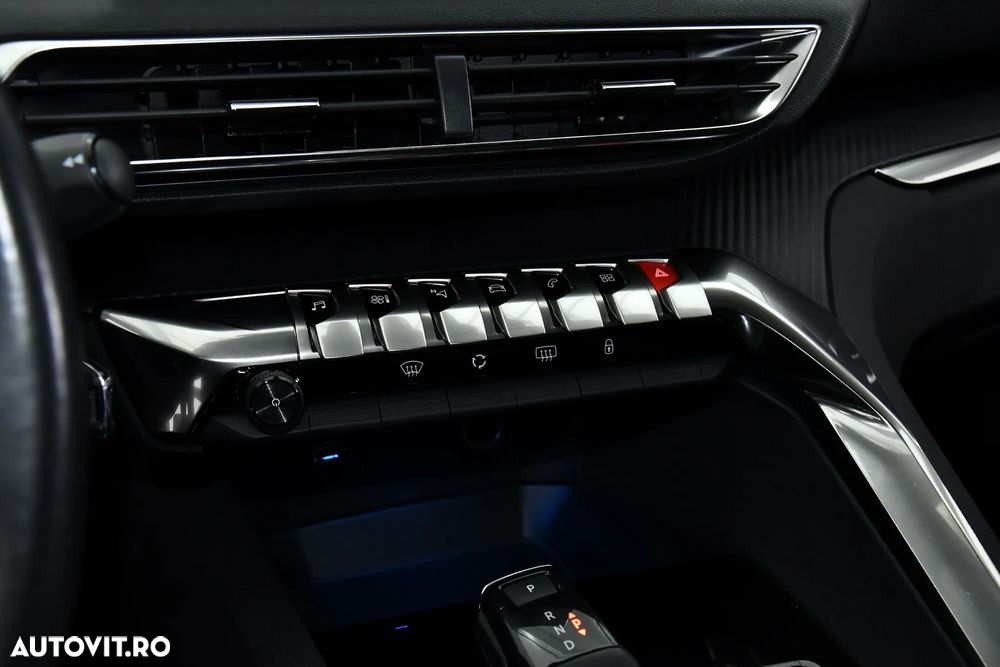 Peugeot 3008 1.5 BlueHDI 130 EAT8 Allure Pack - 21