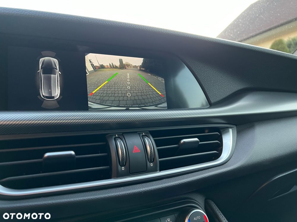 Alfa Romeo Stelvio 2.0 Turbo Veloce Q4 - 33