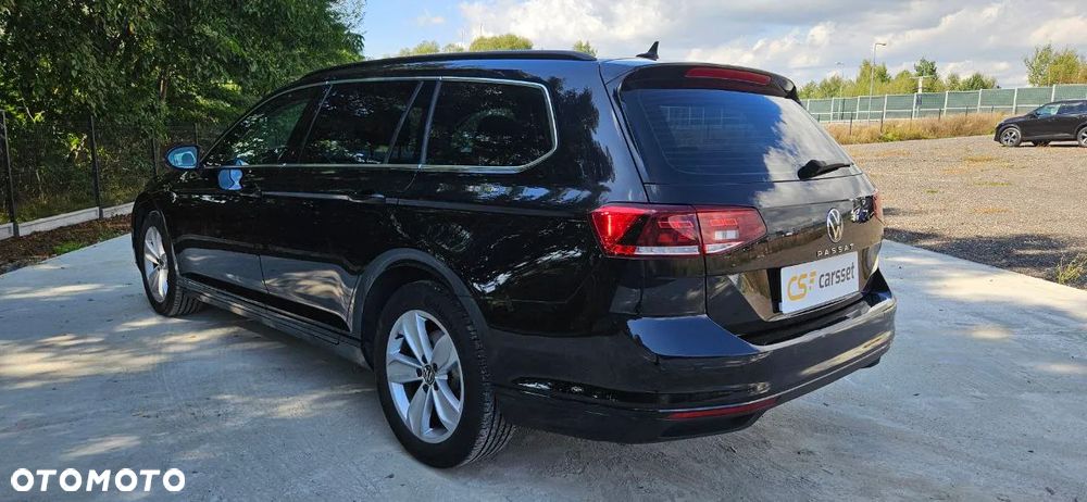 Volkswagen Passat Variant 2.0 TSI Business DSG - 13