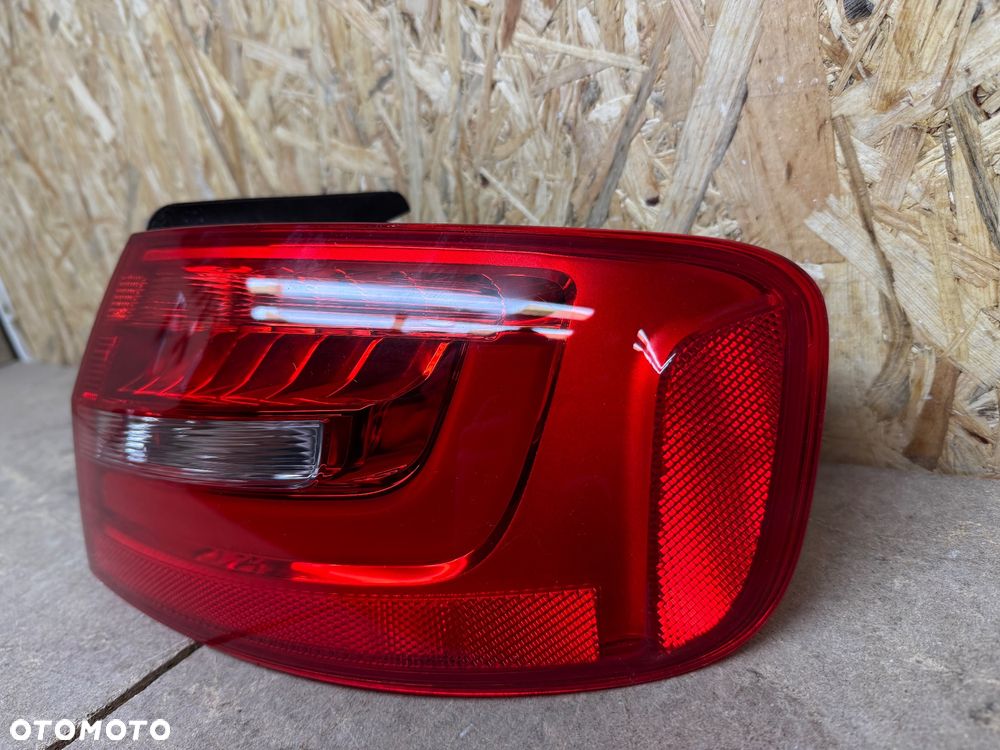 LAMPA TYŁ PRAWA LED AUDI A4 B8 SEDAN 8K5 - 15