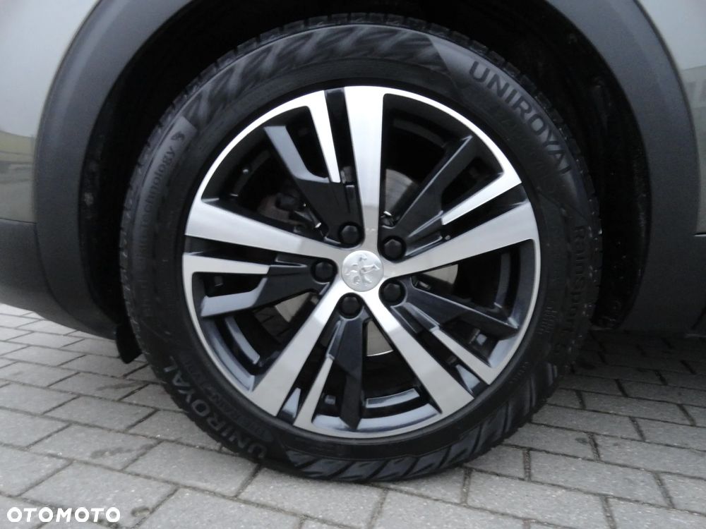 Peugeot 3008 1.5 BlueHDi Allure S&S - 22