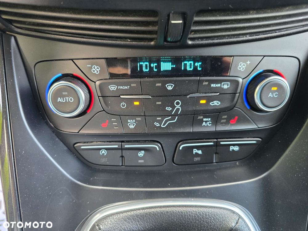 Ford Kuga 2.0 TDCi 4WD Titanium - 30