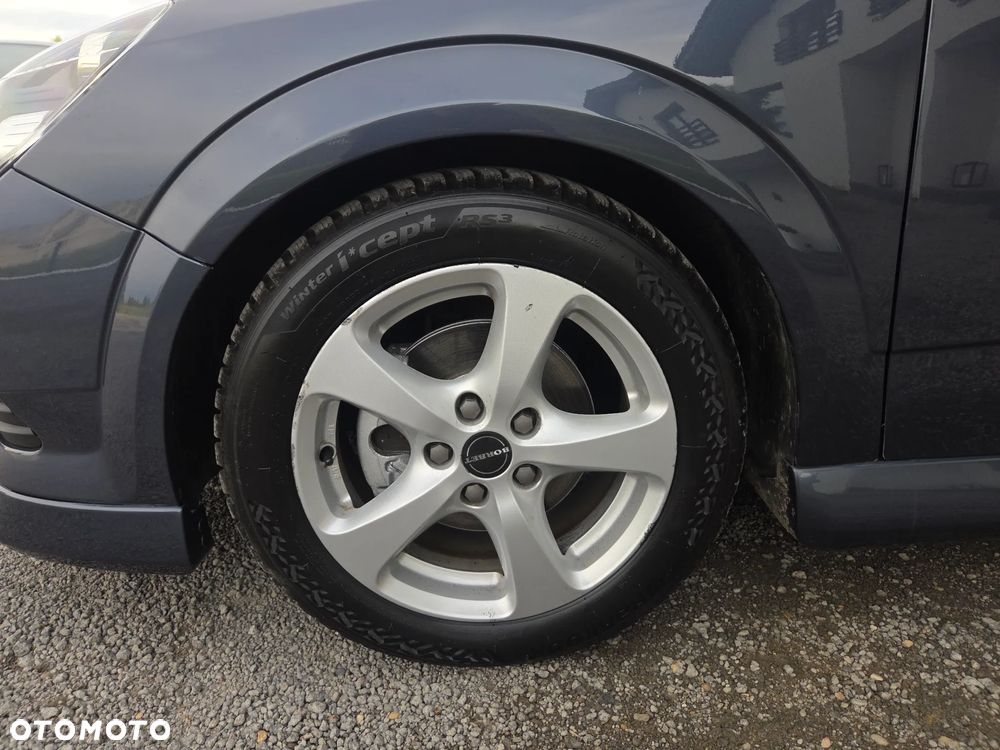 Opel Astra 1.8 Sport - 22