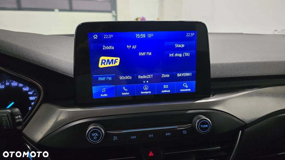 Ford Focus 1.0 EcoBoost mHEV ST-Line X - 23