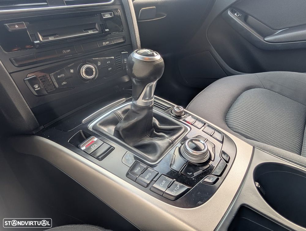 Audi A4 Avant 2.0 TDI Business Line Advance - 10