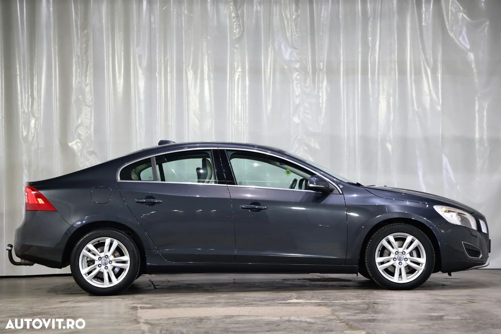 Volvo S60 D5 - 38