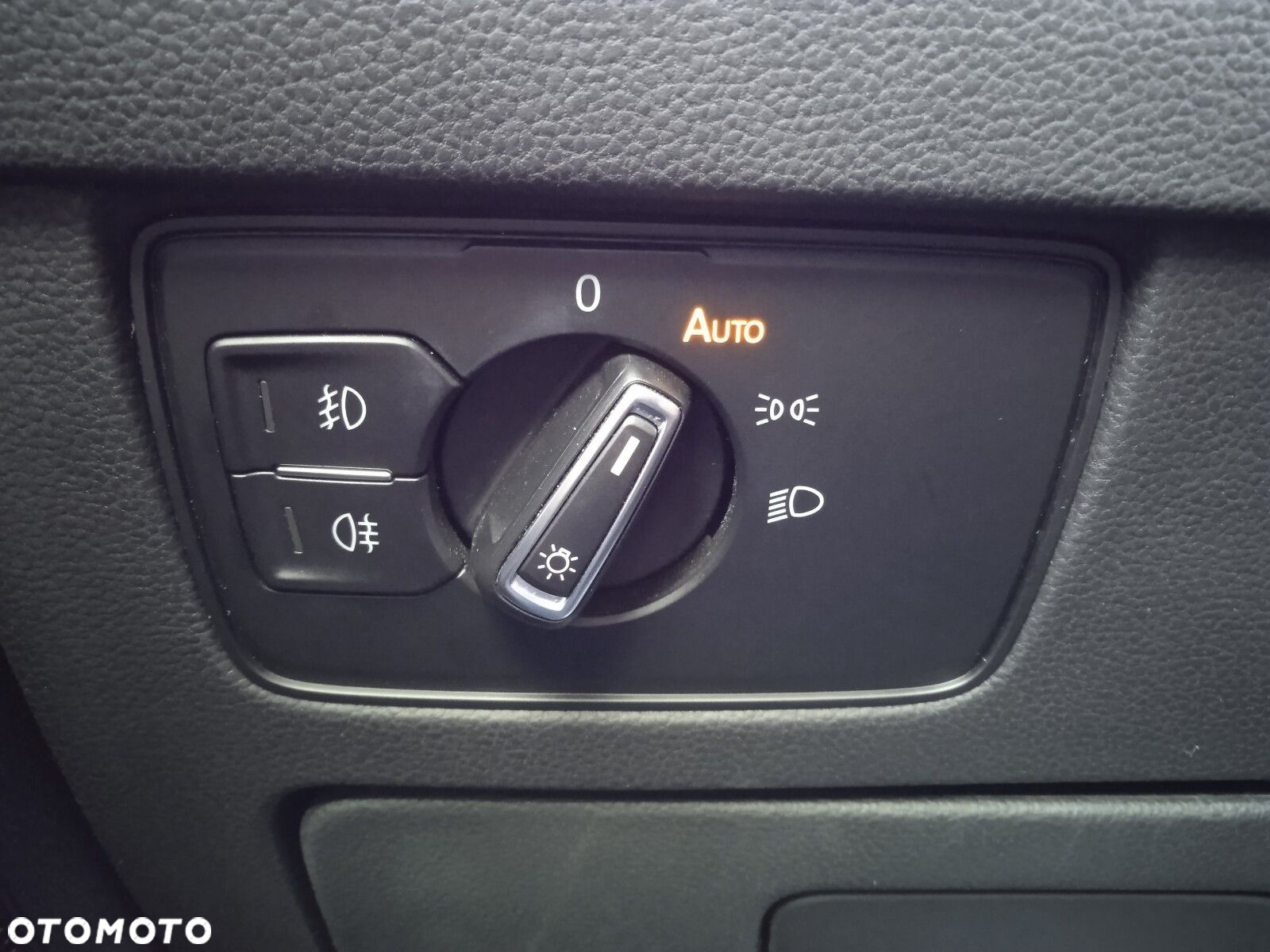 Volkswagen Passat - 19