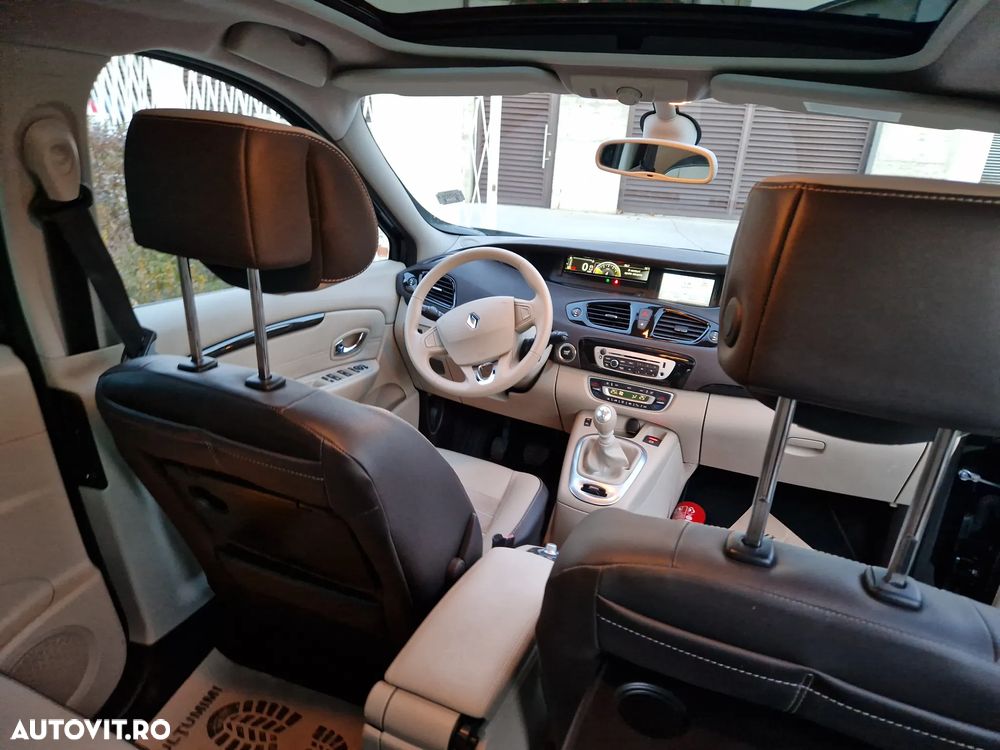 Renault Grand Scenic - 9