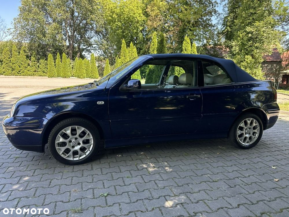 Volkswagen Golf - 33