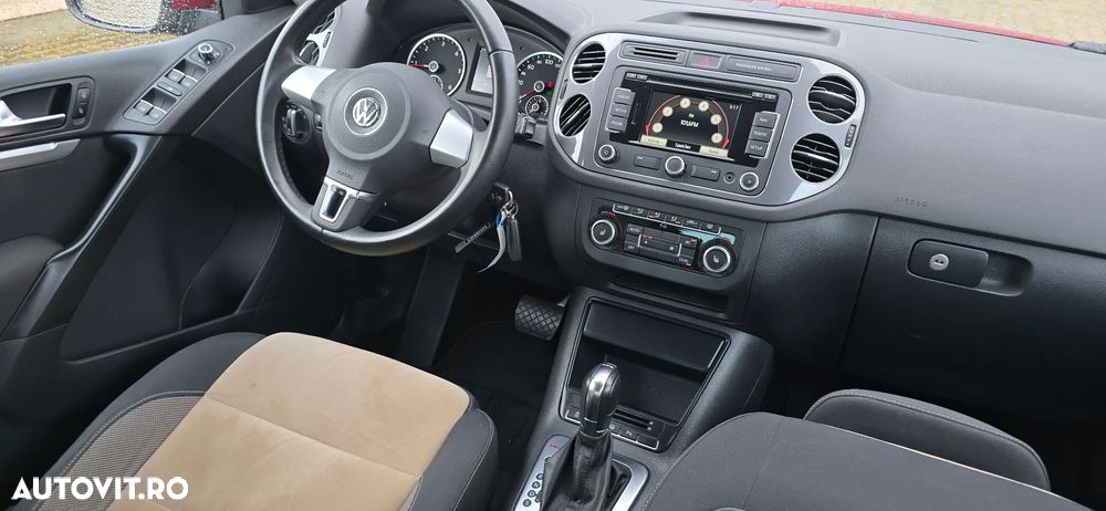 Volkswagen Tiguan - 12