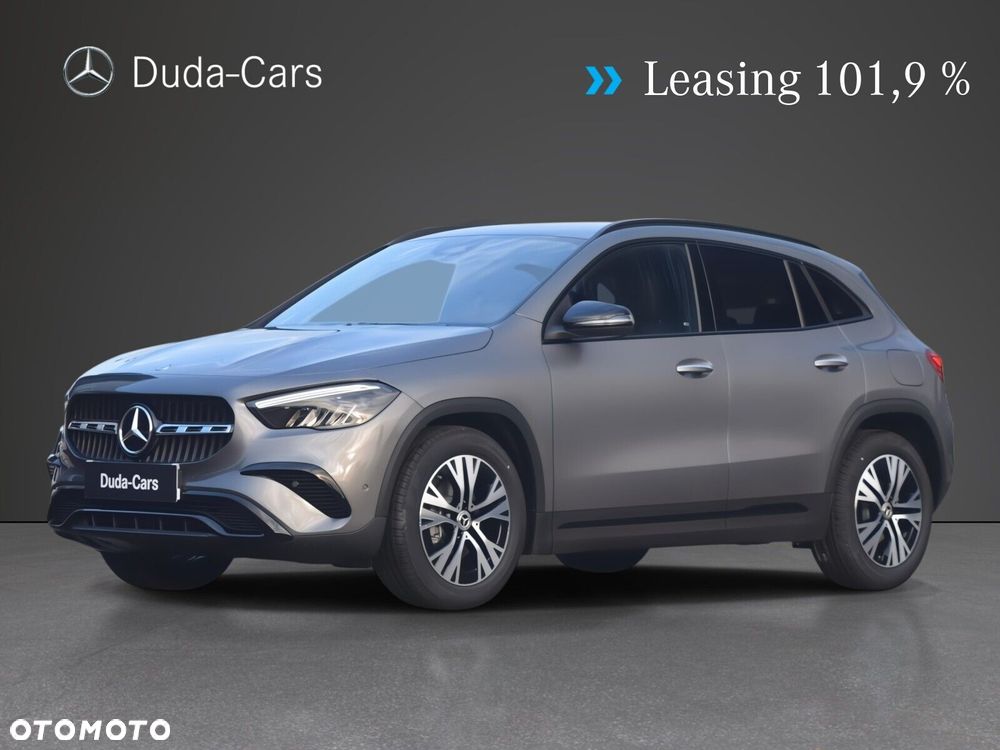 Mercedes-Benz GLA 200 - 2