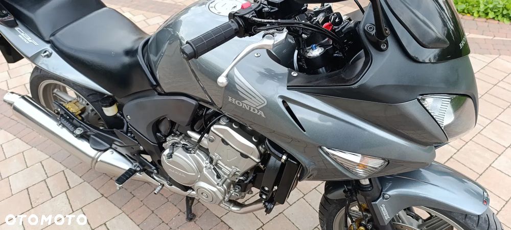 Honda CBF - 17