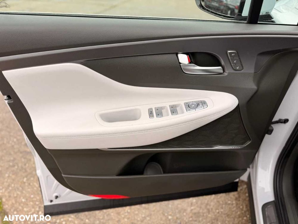 Hyundai Santa Fe - 18