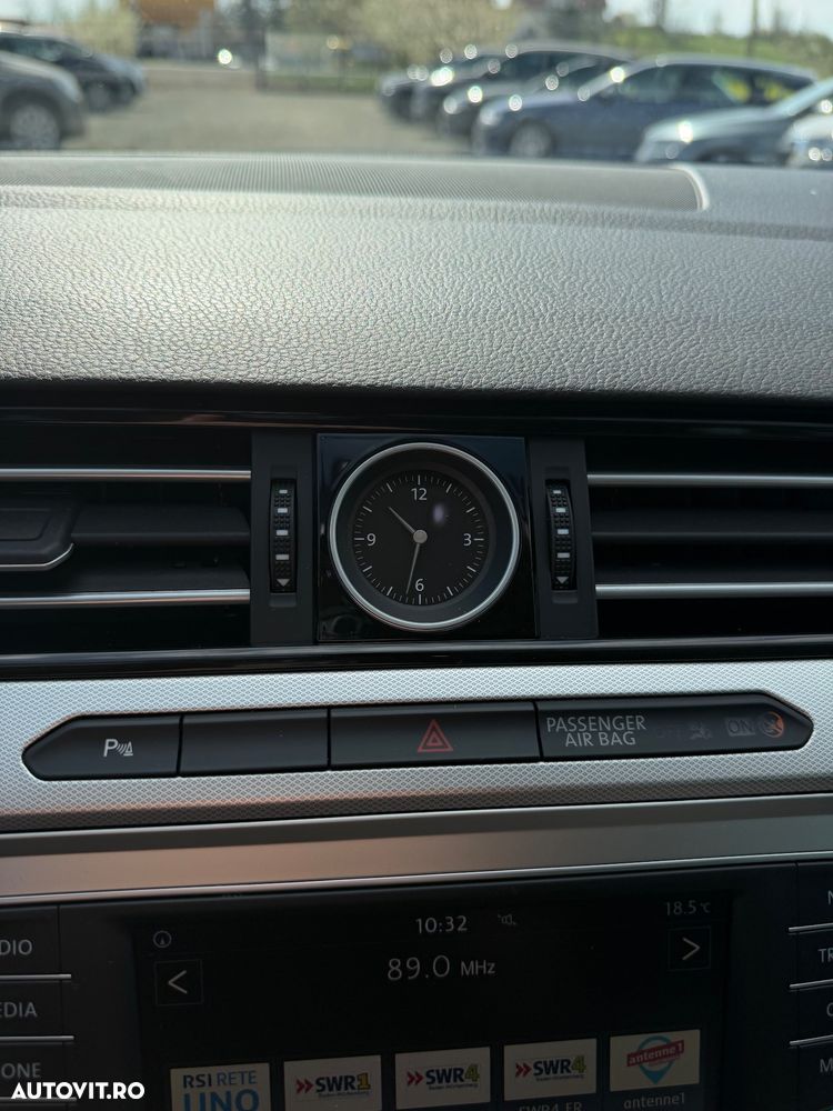 Volkswagen Passat 2.0 TDI Comfortline - 15