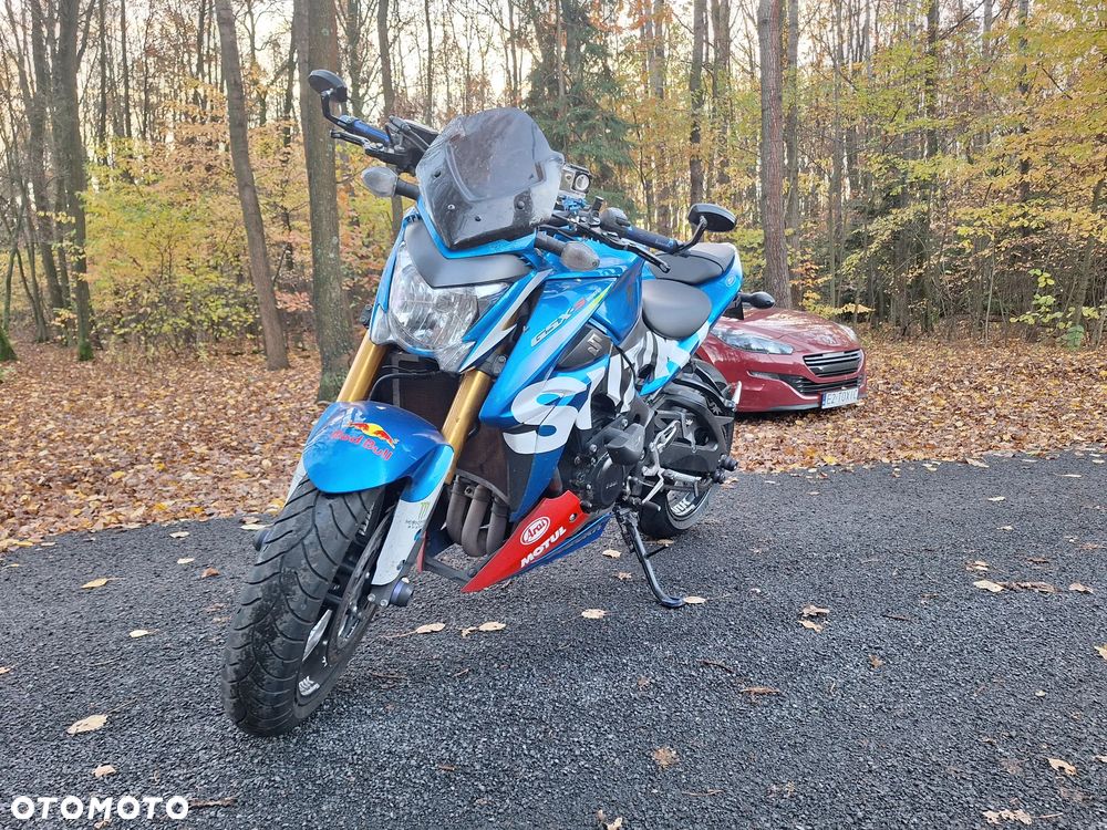 Suzuki GSX 1000 - 6