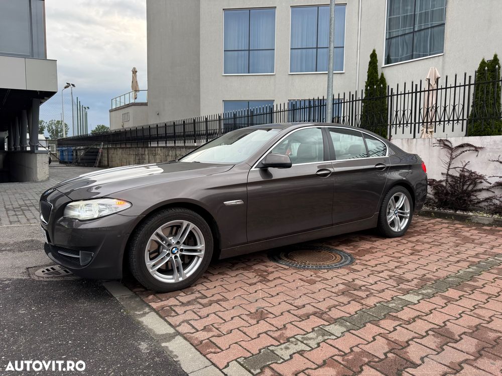 BMW Seria 5 530i Aut. Edition Exclusive - 14