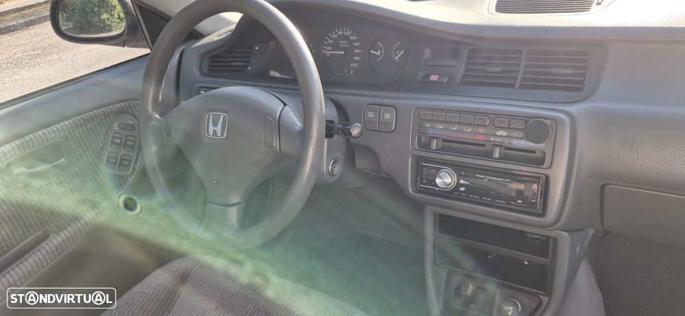 Honda Civic 1.5 LSi 16 V - 9