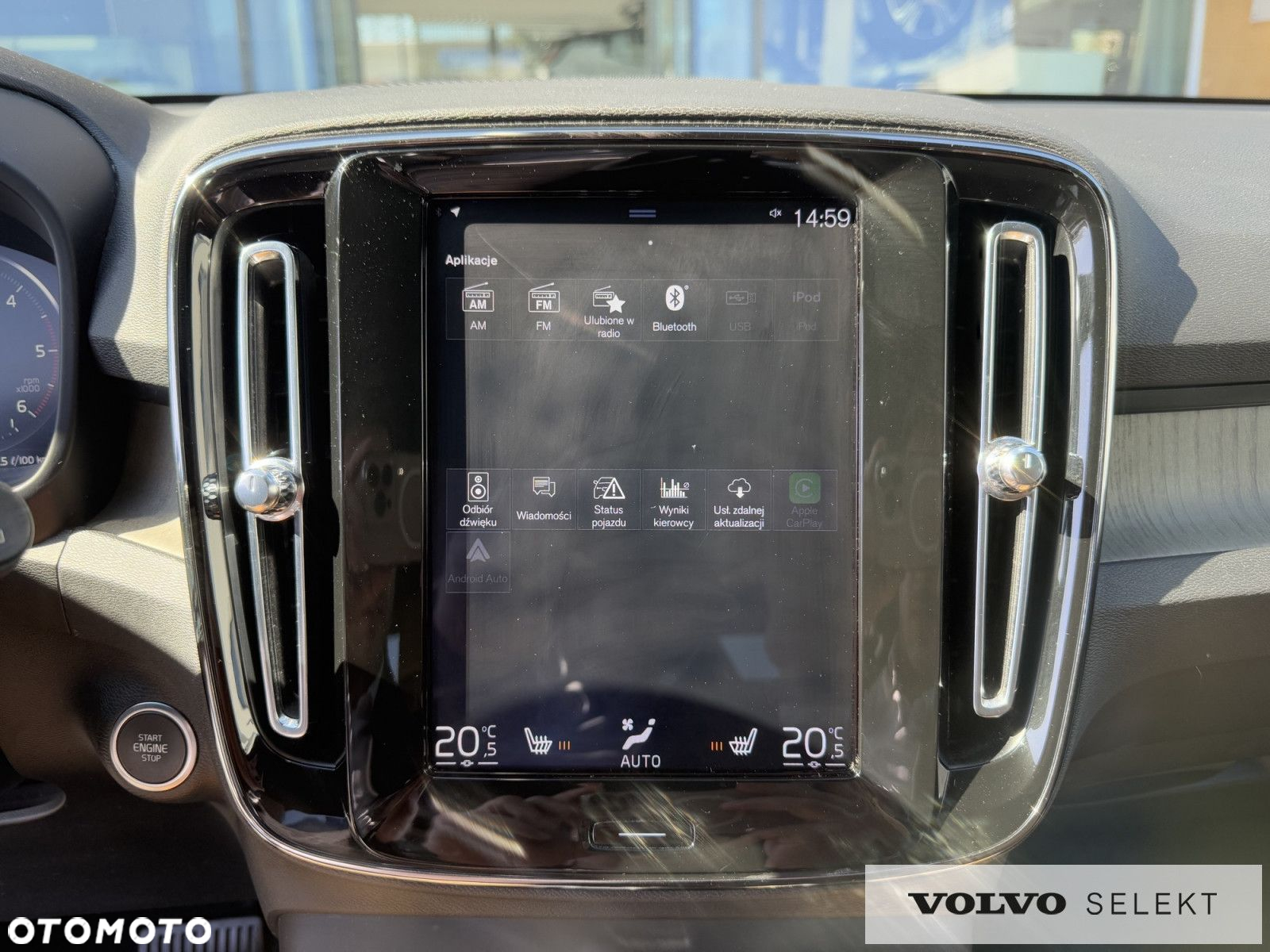 Volvo XC 40 - 22