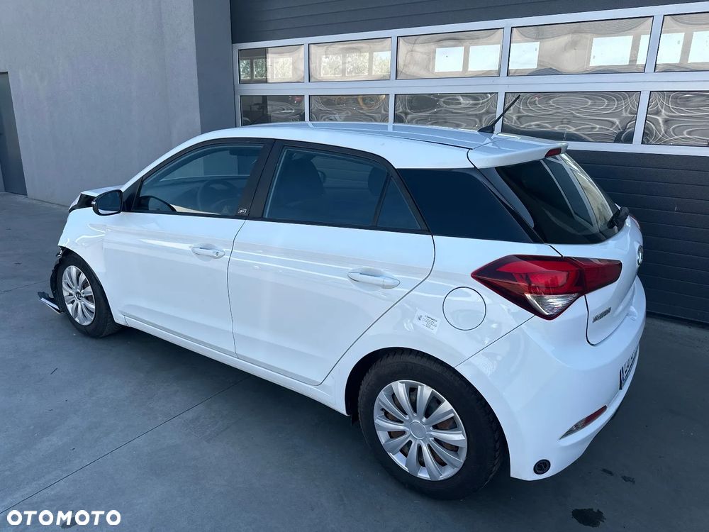 Hyundai i20 1.2 GO - 5