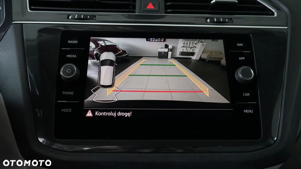 Volkswagen Tiguan 2.0 TDI SCR Elegance DSG - 18