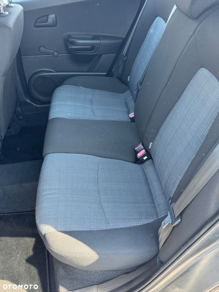 Kia Ceed 1.4 CVVT Attract - 17