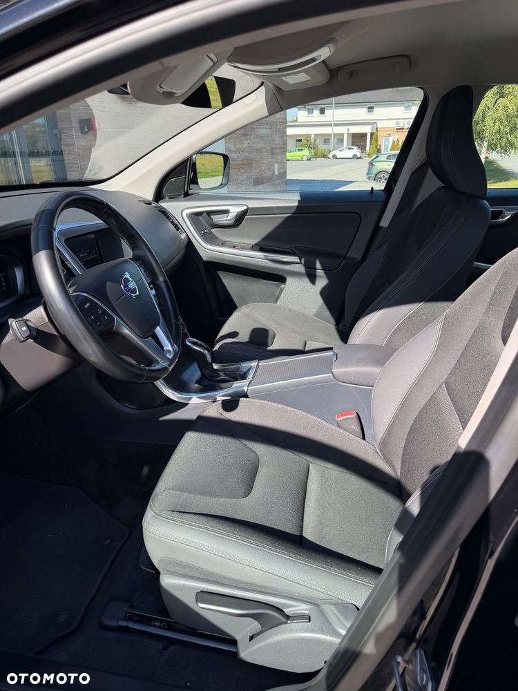 Volvo XC 60 D3 Geartronic Edition Pro - 26