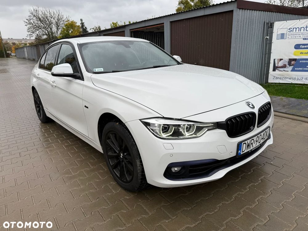 BMW Seria 3 318i - 6
