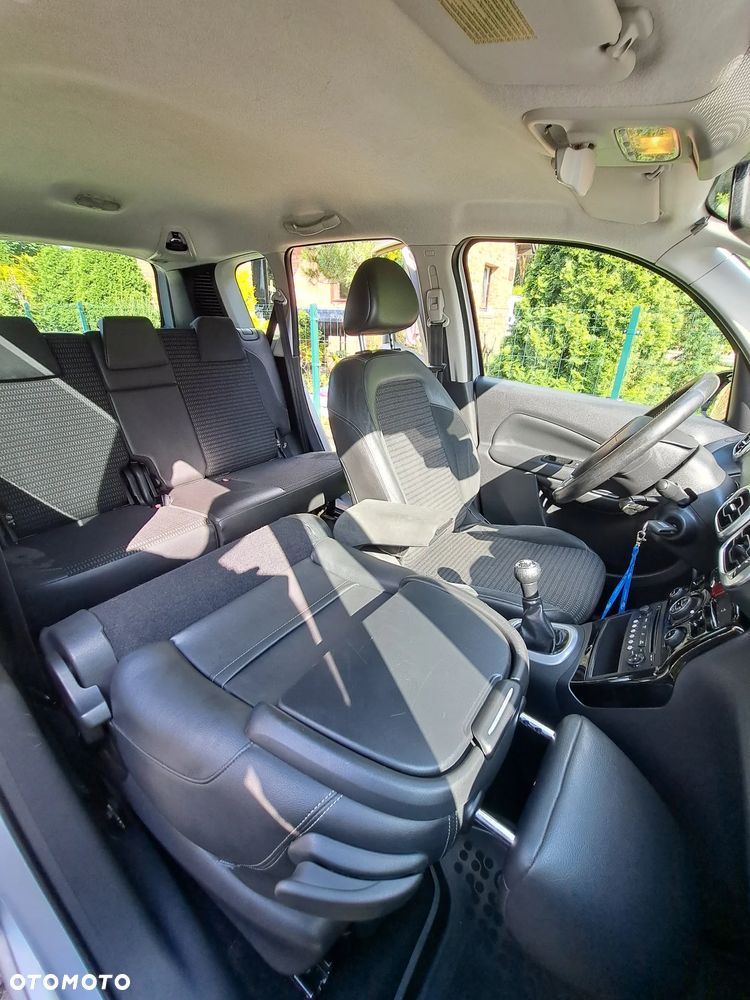Citroën C3 Picasso 1.6i Exclusive - 13