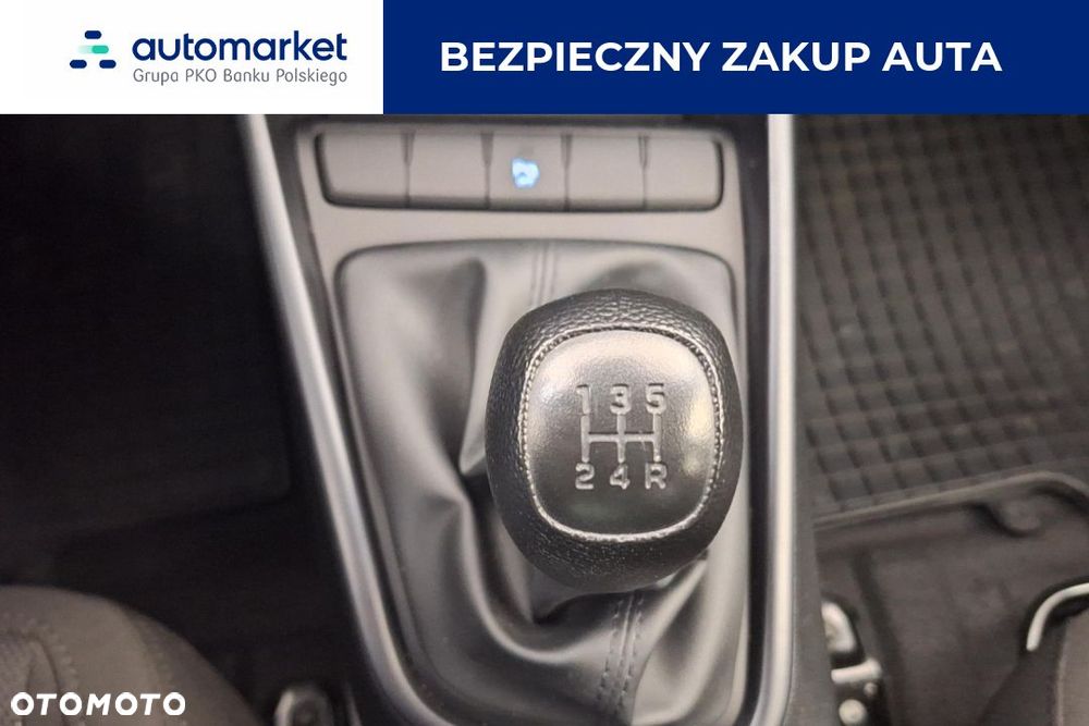 Hyundai i20 1.2 Pure - 17