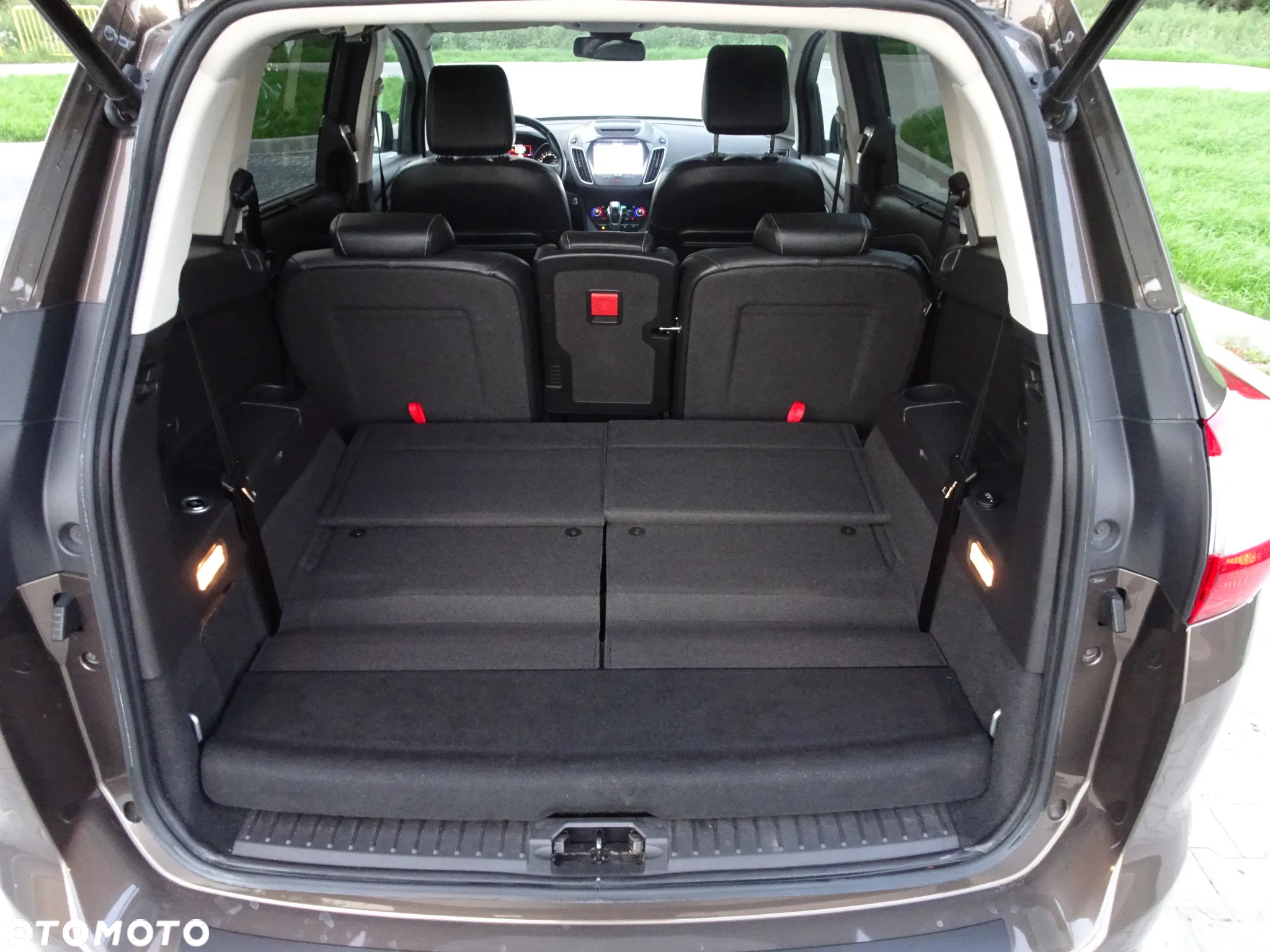 Ford Grand C-MAX 1.5 EcoBoost Start-Stopp-System Titanium - 15