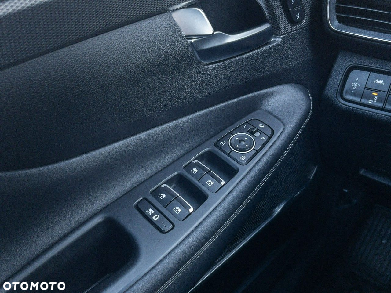 Hyundai Santa Fe 2.0 CRDi Platinum 4WD - 16